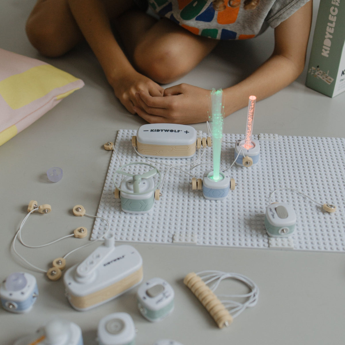 Kidywolf KIDYELEC Kids' Electrical Circuit Kit Expert Pack