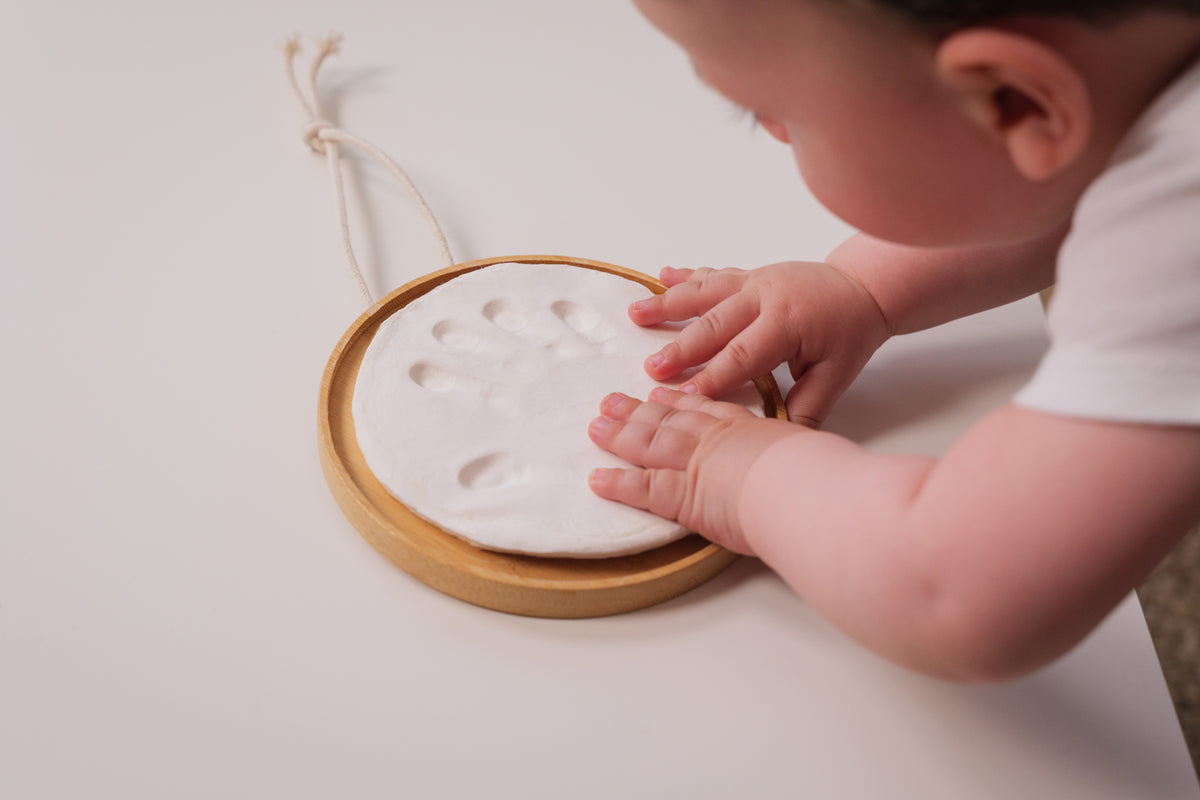 Petit Artichaut Wooden Medallion Keepsake