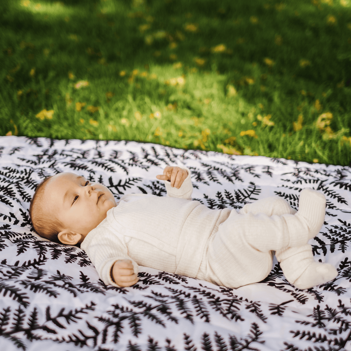 OUTDOOR PLAYMAT - suitable from birth