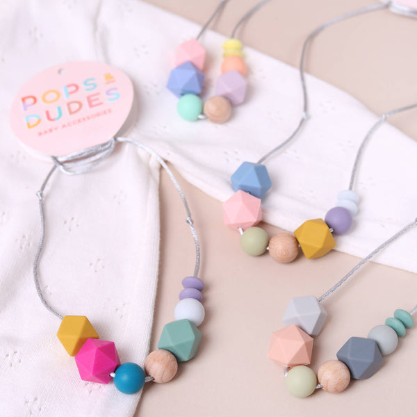 Monochrome geo pop teething necklace