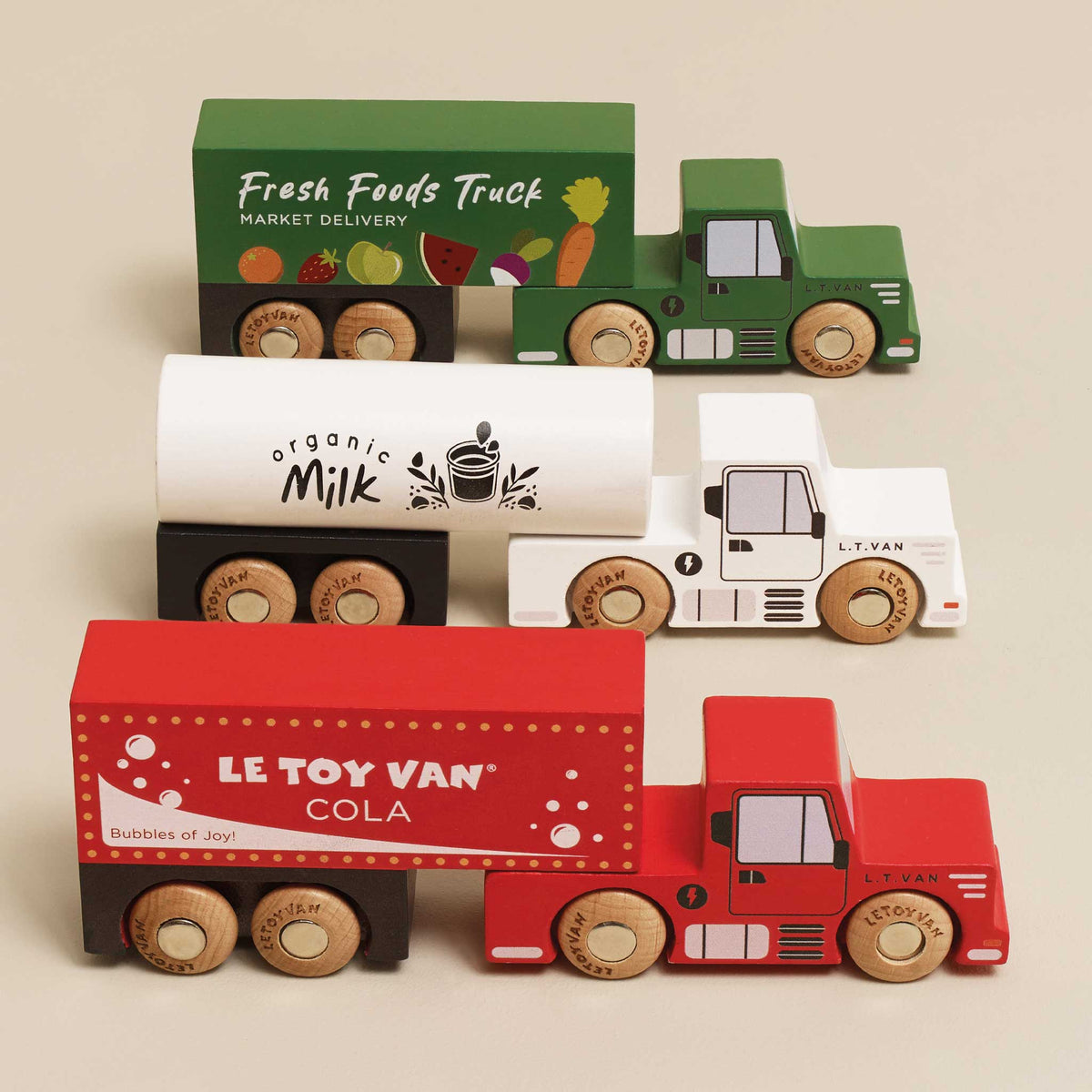 Le Toy Van Wooden Trailer Truck Set