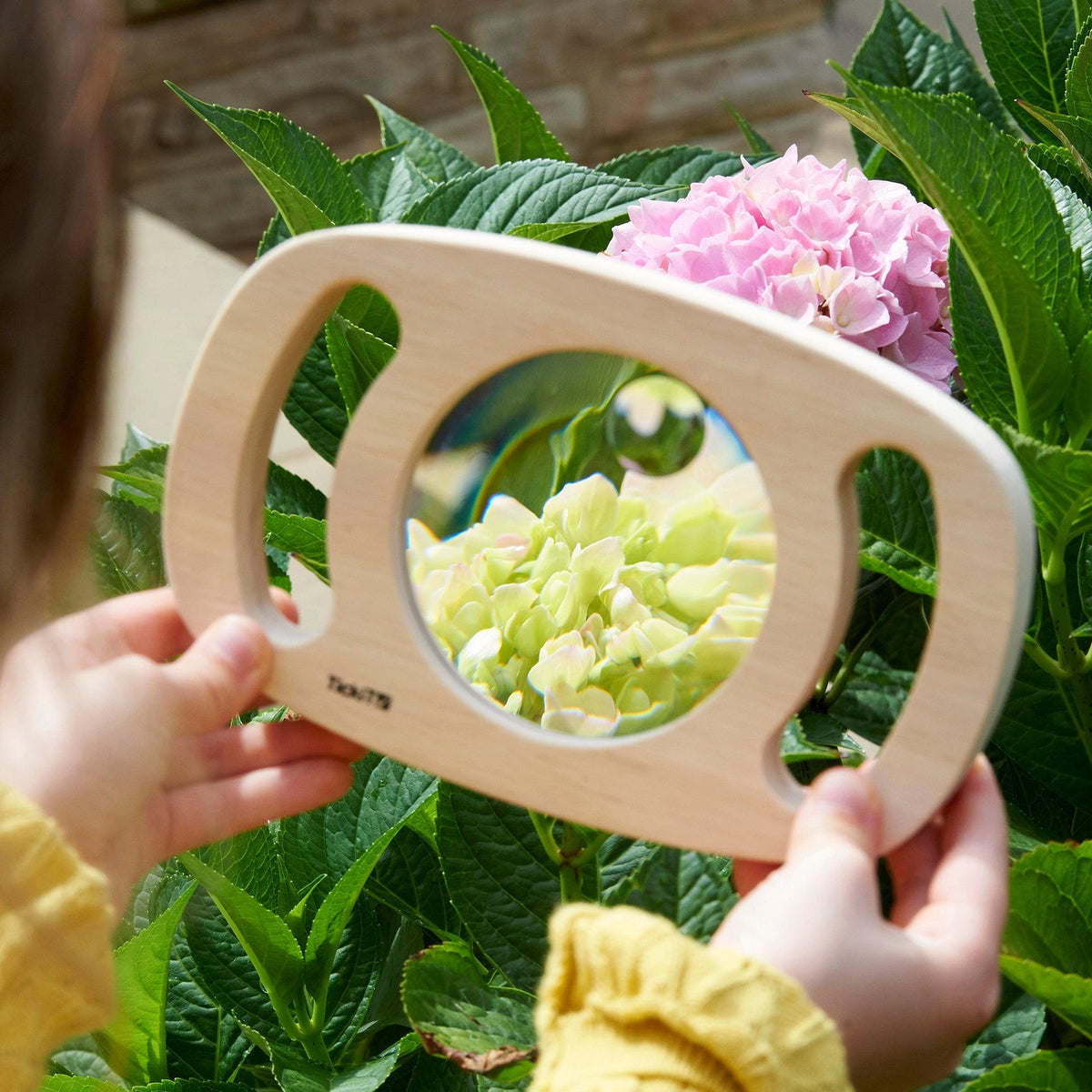 Easy Hold Magnifier