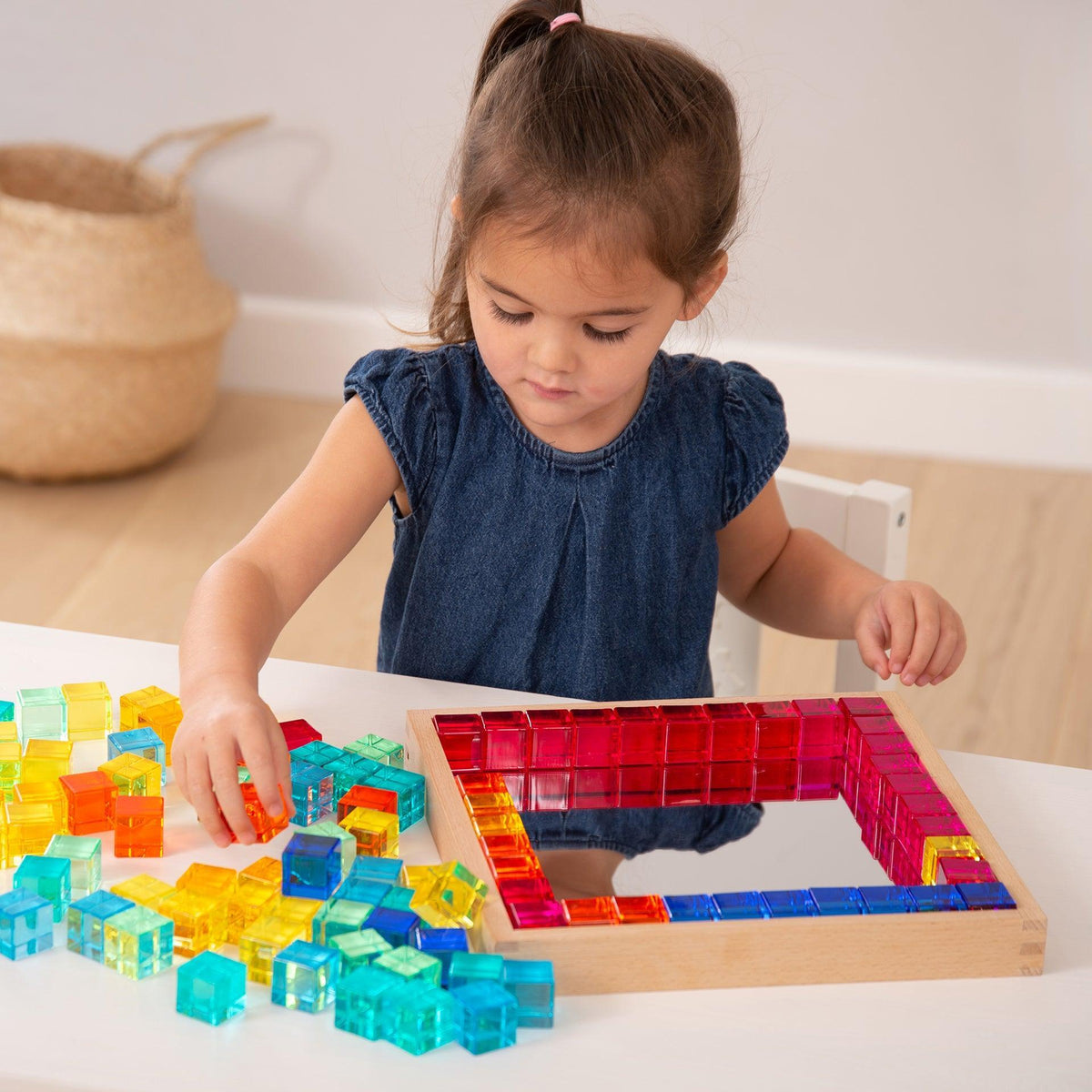 Gem Cube Mirror Tray - 100 Gems