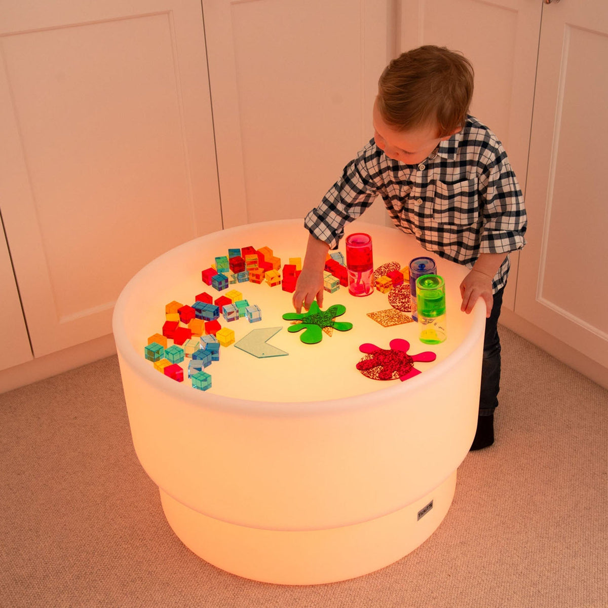 Discovery Glow Table
