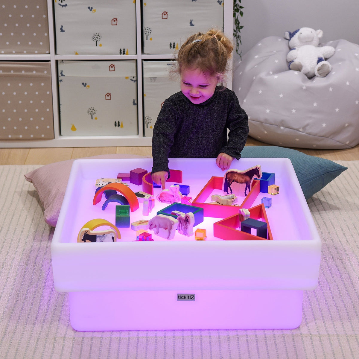 Discovery Glow Square Table