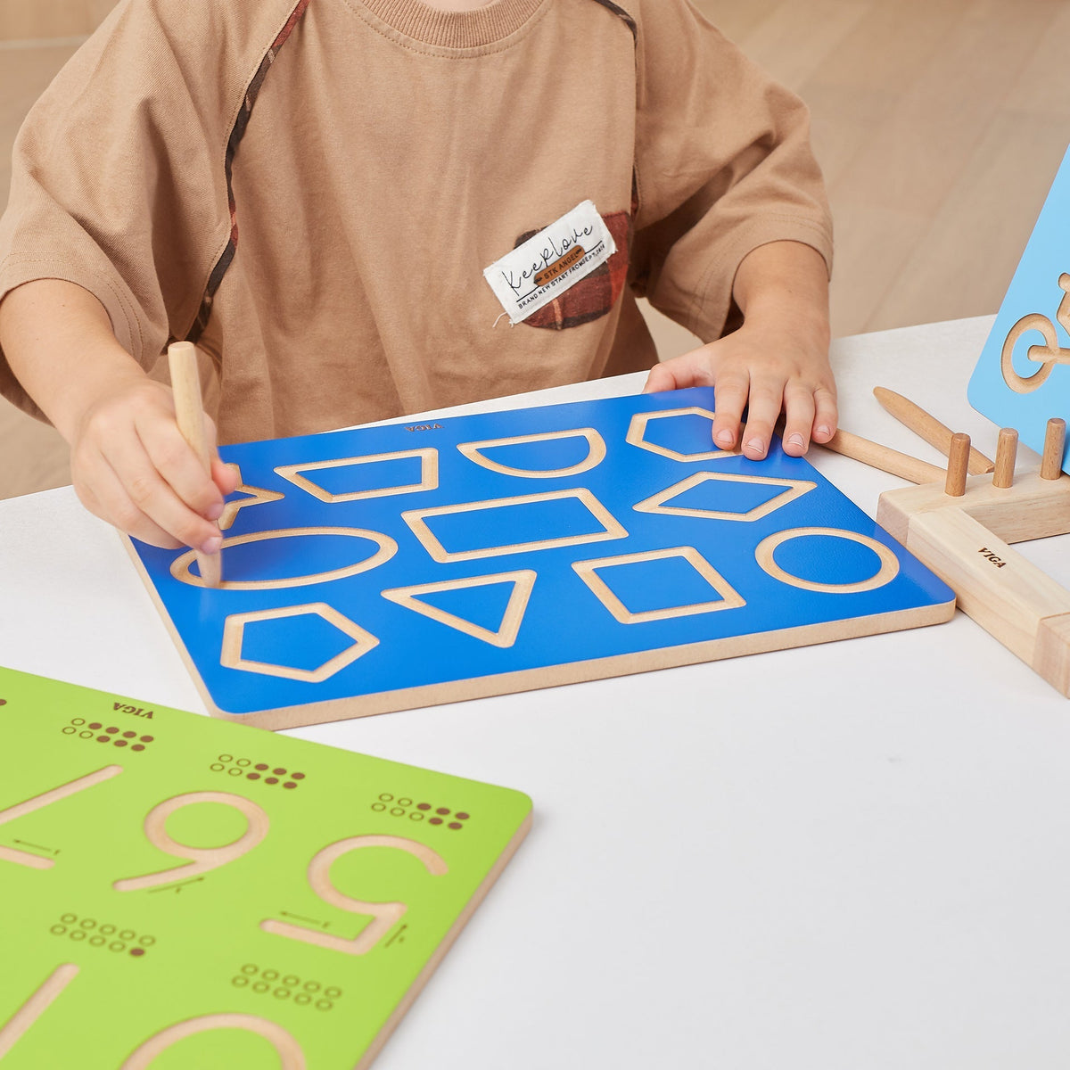 Shapes Tracing Board