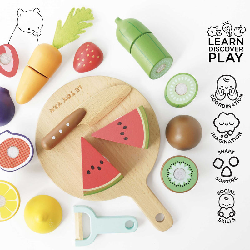 Wooden Chopping Board & Sliceable Play Food