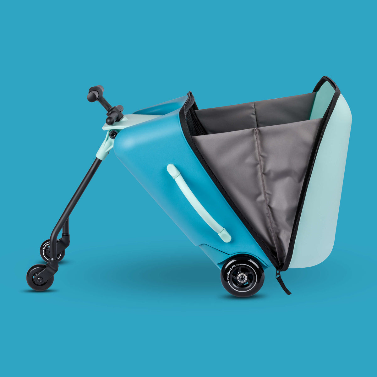 Eazy Ride On Luggage: Blue