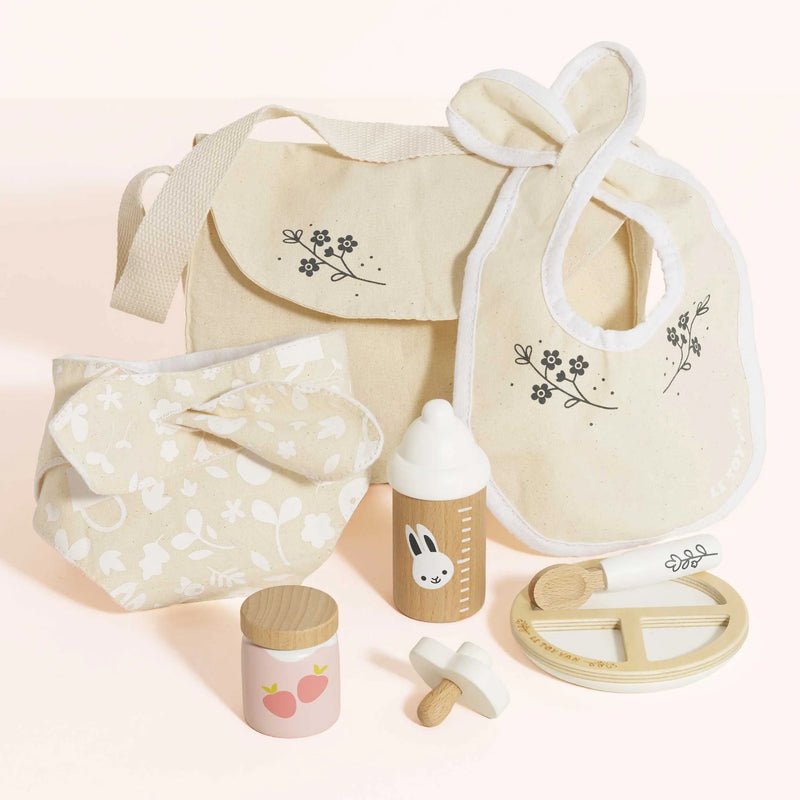 Le Toy Van Dolls Nursing Kit and Bag