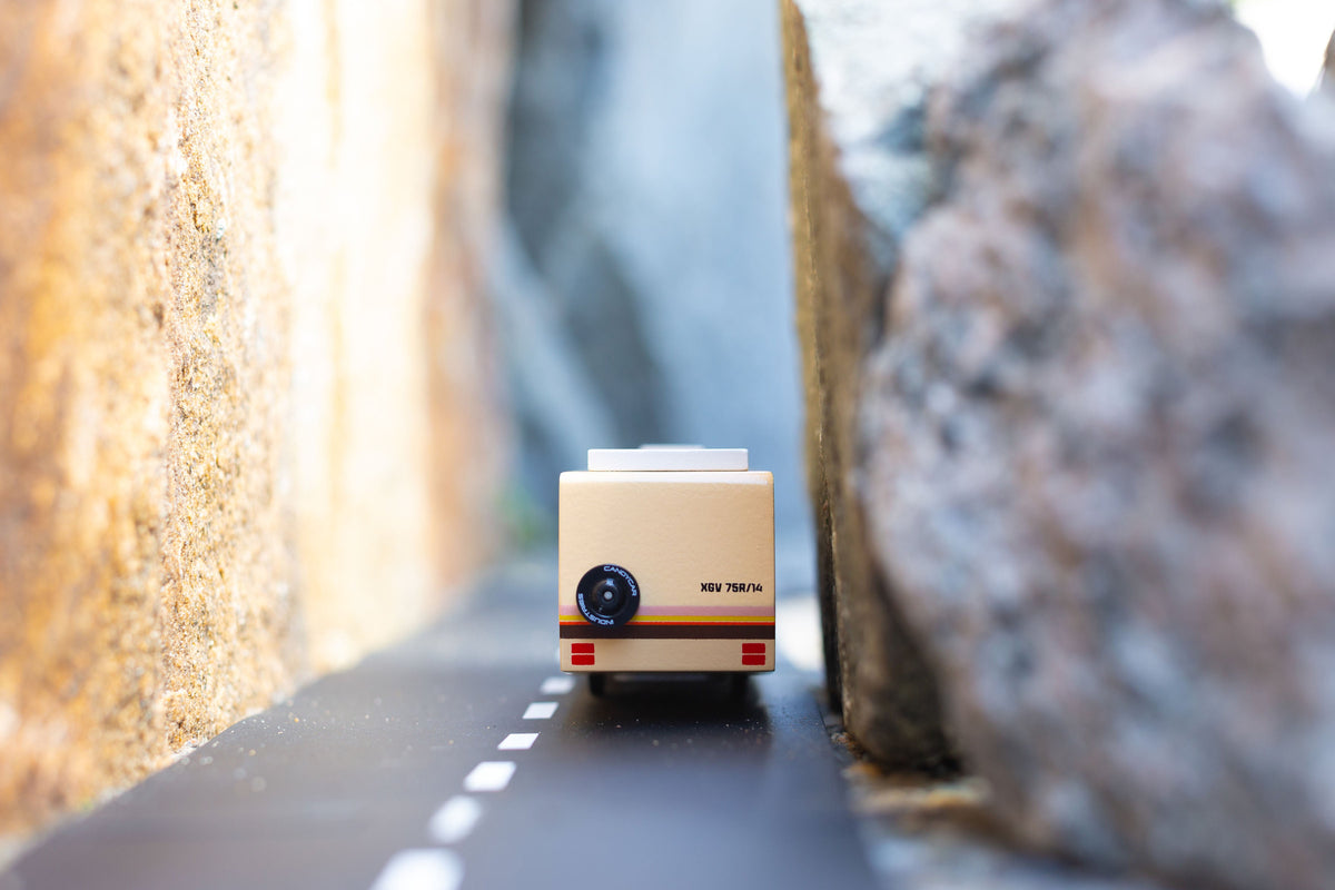 Candylab Wooden Diecast Candycar Yosemite
