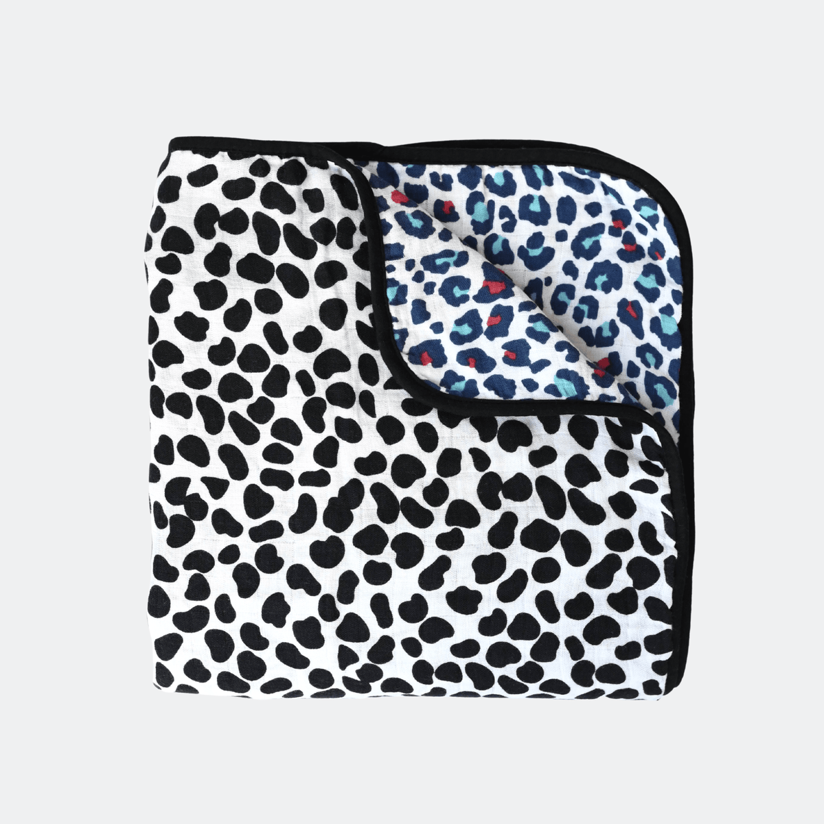 ANIMAL PRINT MUSLIN BLANKET - reversible - birth to 12 months