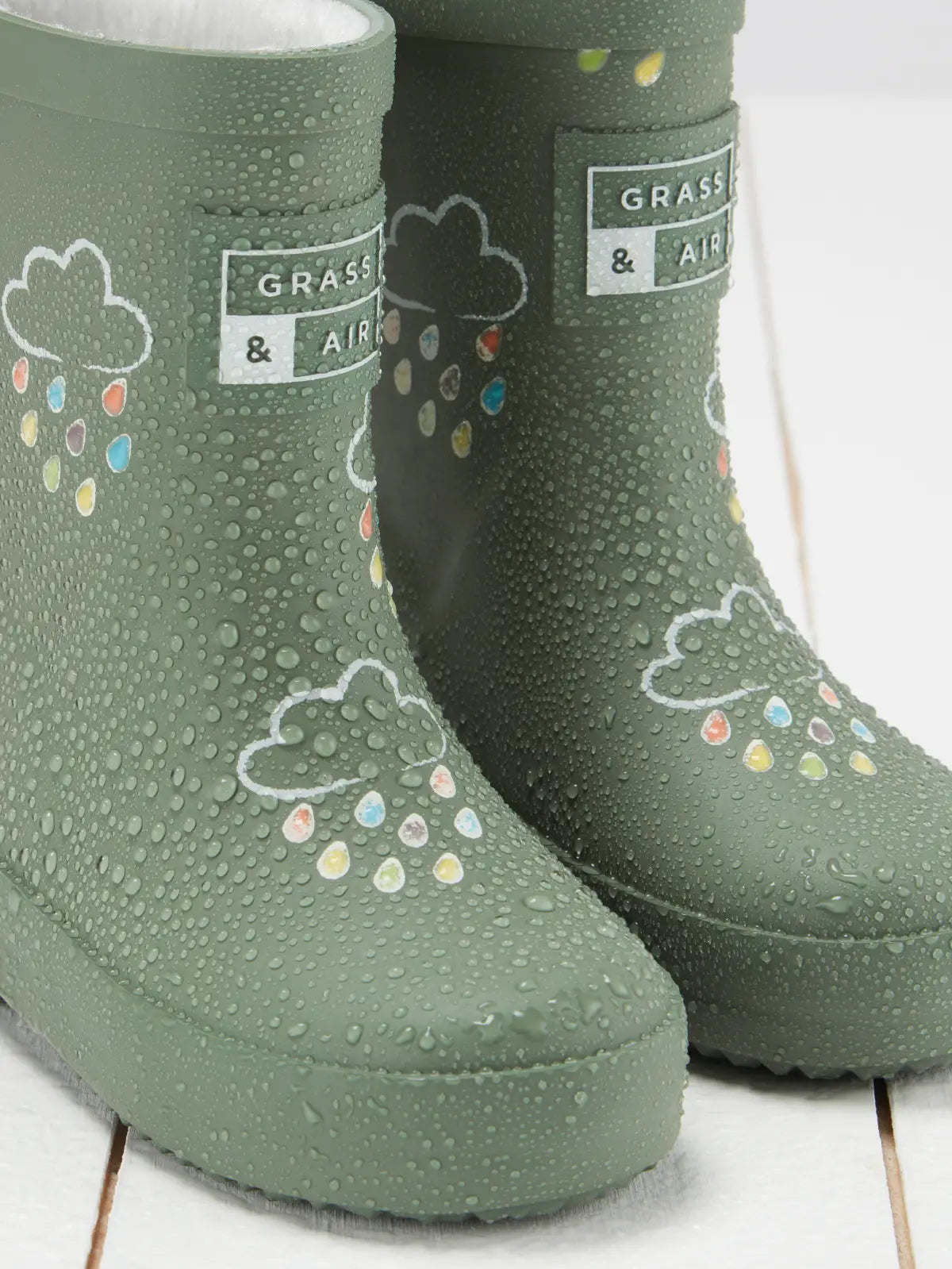 Grass+Air Khaki Green Colour-Changing Kids Wellies